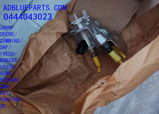 0444043023 OEM BOSCH DEF DOSING UNIT / UREA NOZZLE / DOSING MODULE 0444043023 Adblue Iniettore ugello ugello di dosaggio per JOHN DEERE CUMMINS DAF IVECO BOBCAT ISUZU HINO DOOSAN CNH per gatti UD