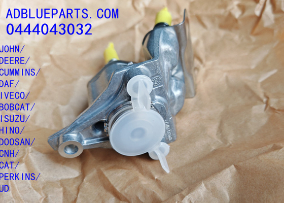 0444043032 OEM BOSCH DEF DOSING UNIT / UREA NOZZLE / DOSING MODULE 0444043032 Adblue Iniettore ugello ugello di dosaggio per JOHN DEERE CUMMINS DAF IVECO BOBCAT ISUZU HINO DOOSAN CNH per gatti UD
