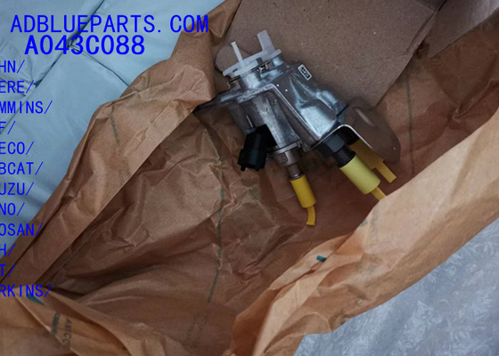 A043C088 OEM BOSCH DEF DOSING UNIT / UREA NOZZLE / DOSING MODULE A043C088 Adblue Iniettore ugello ugello di dosaggio per JOHN DEERE CUMMINS DAF IVECO BOBCAT ISUZU HINO DOOSAN CNH PER CATKINS UD
